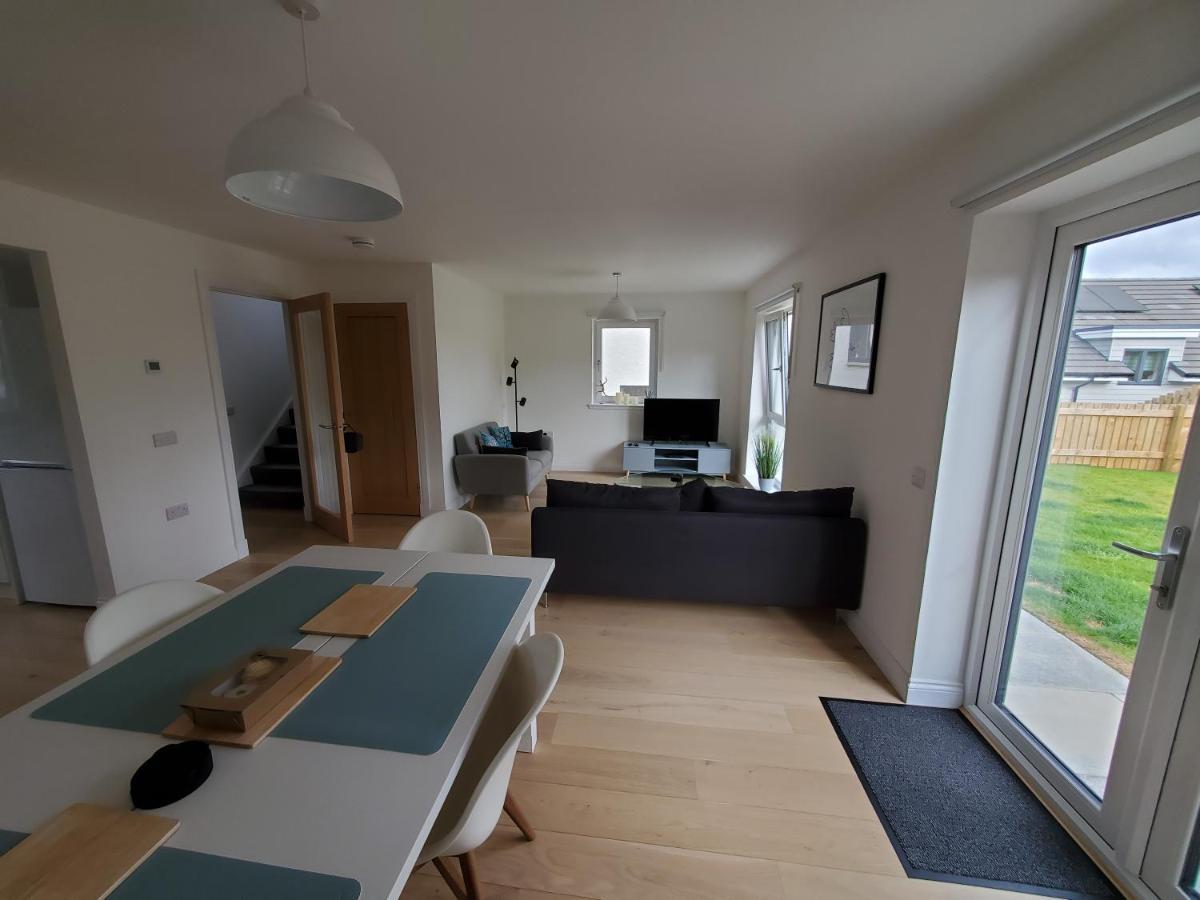 Вилла Asgard House - Modern Cosy House In The Cairngorms Grantown-on-Spey Экстерьер фото